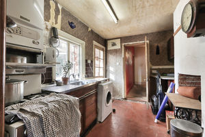 Photo 9- click for photo gallery